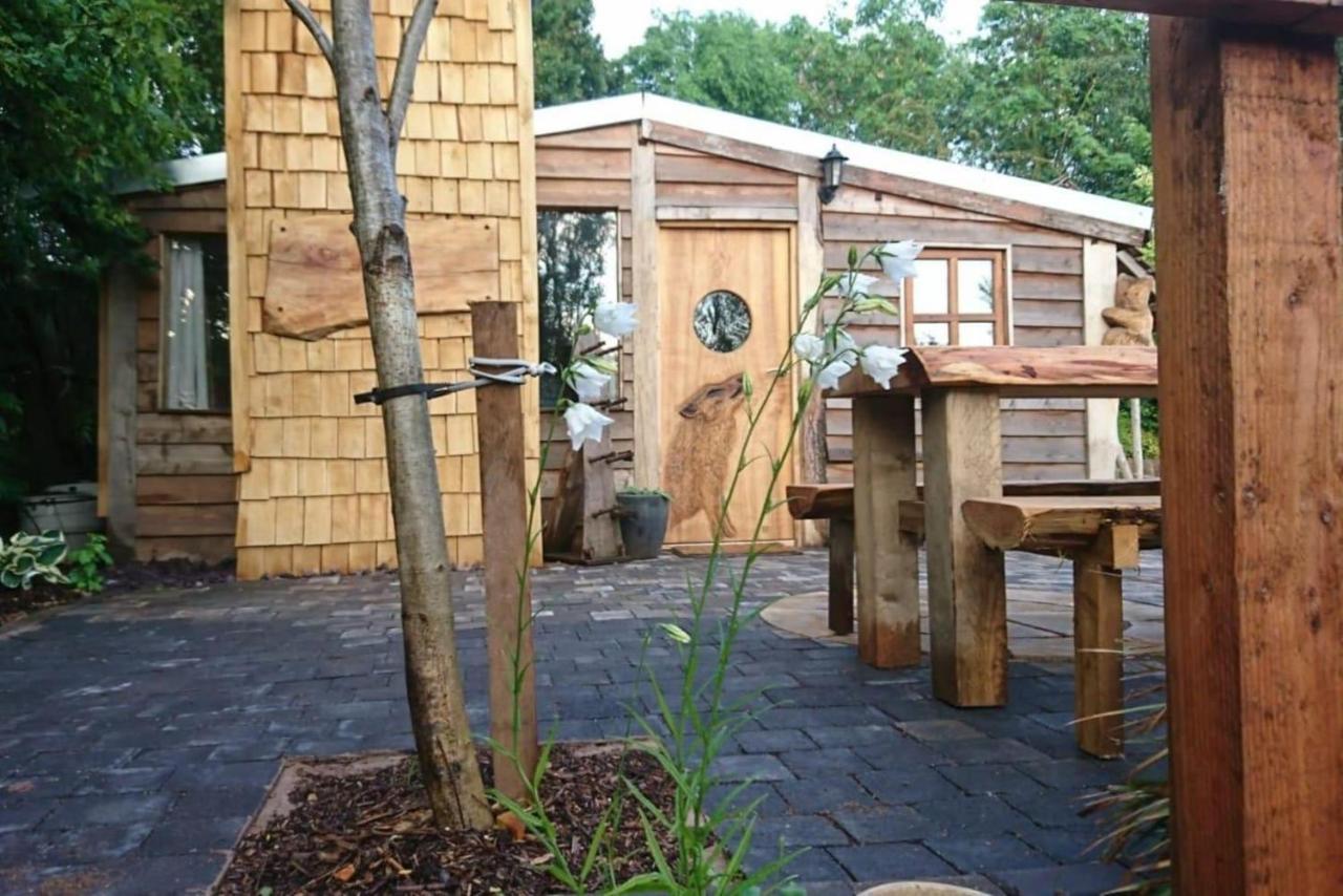 Charming 2-Bed Cabin In ซัตตันโคลด์ฟิลด์ ภายนอก รูปภาพ
